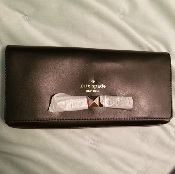 Brand new KATE SPADE clutch/ wallet - Picture 2 of 8